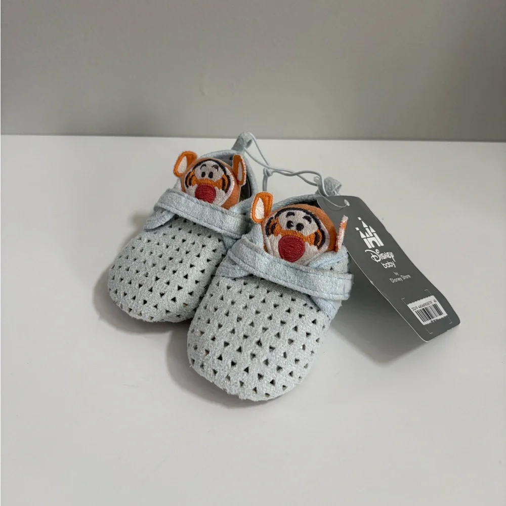 Disney Baby 0-6 Months Winnie the Pooh Tigger Baby Slip-On Soft Sole Shoes